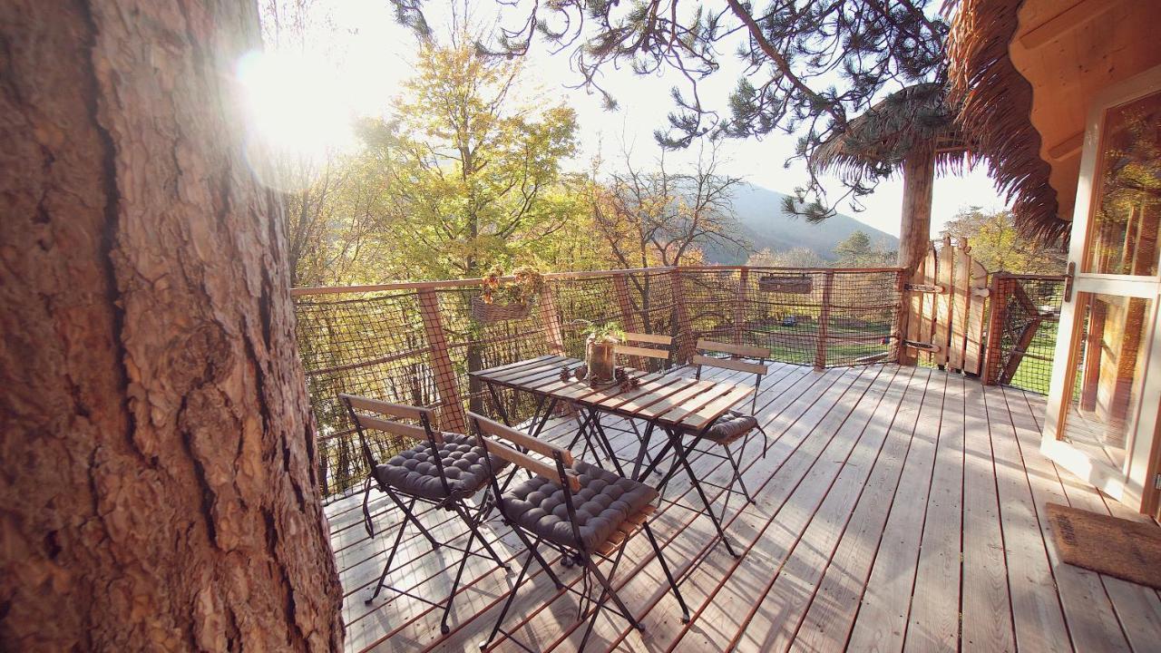 Отель Pine Point Тренчианске-Теплице Экстерьер фото